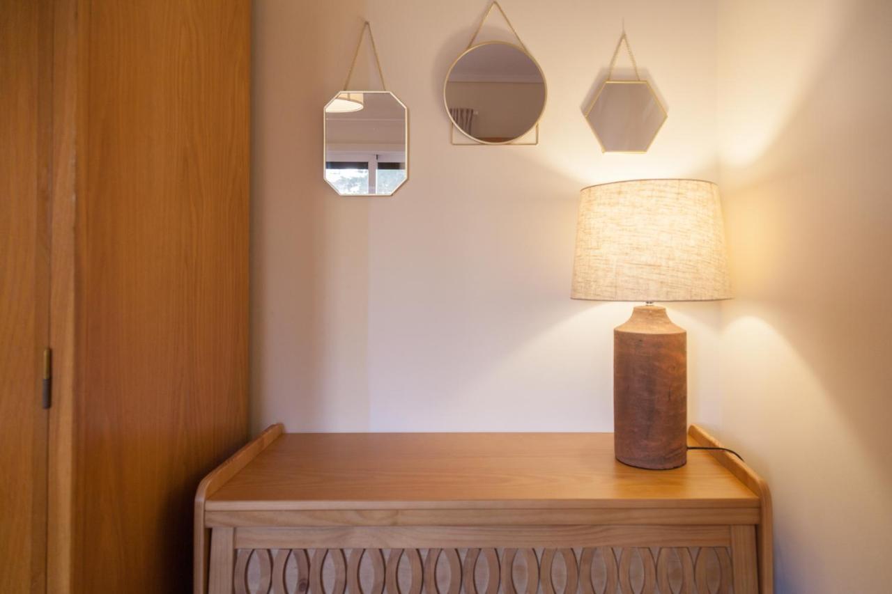 Flh Wooden Spacious Apartment *