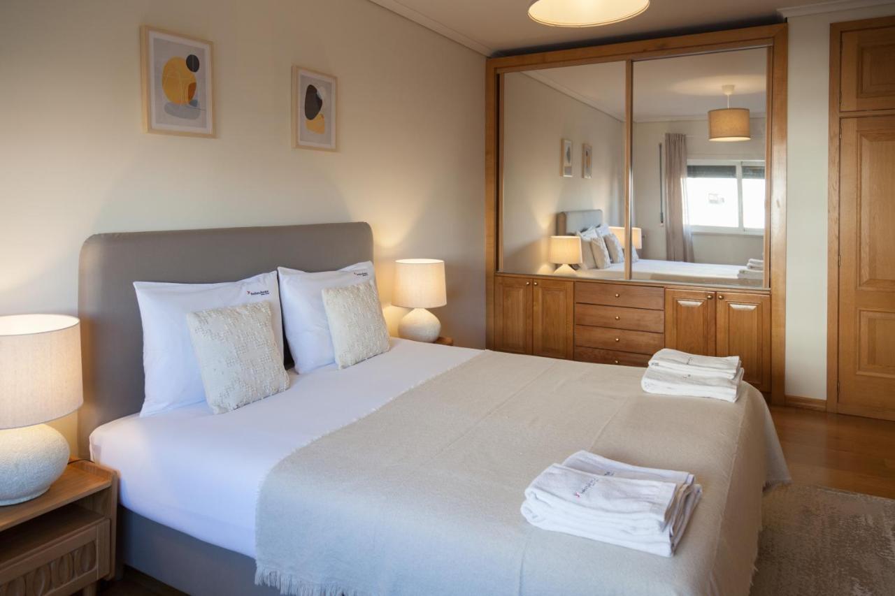 Flh Wooden Spacious